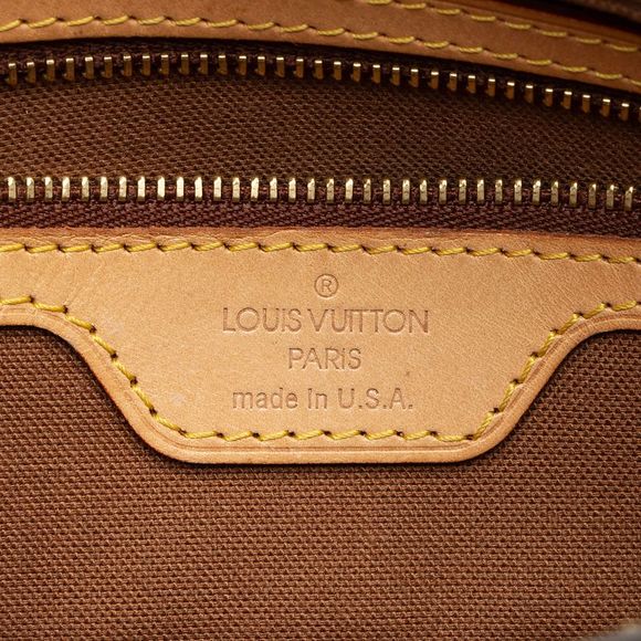 Louis Vuitton Vintage Monogram Canvas Trotteur Shoulder Bag - Picture 8 of 15